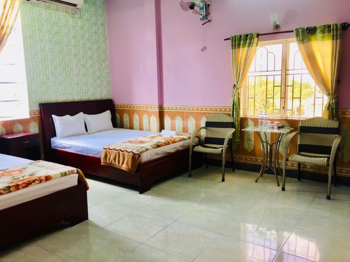 Tien Dat Motel Pleiku Exterior photo